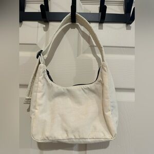 baggu mini shoulder bag in creme